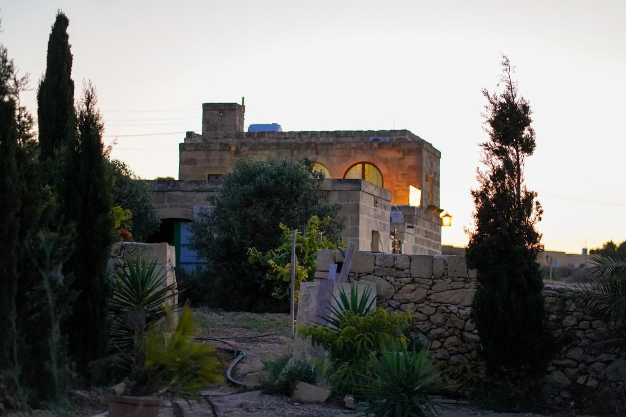 Sant Anton Tal-Qabbieza Farmhouse Kerċem Extérieur photo
